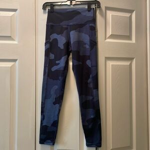 Offline by Aerie camouflaged legging